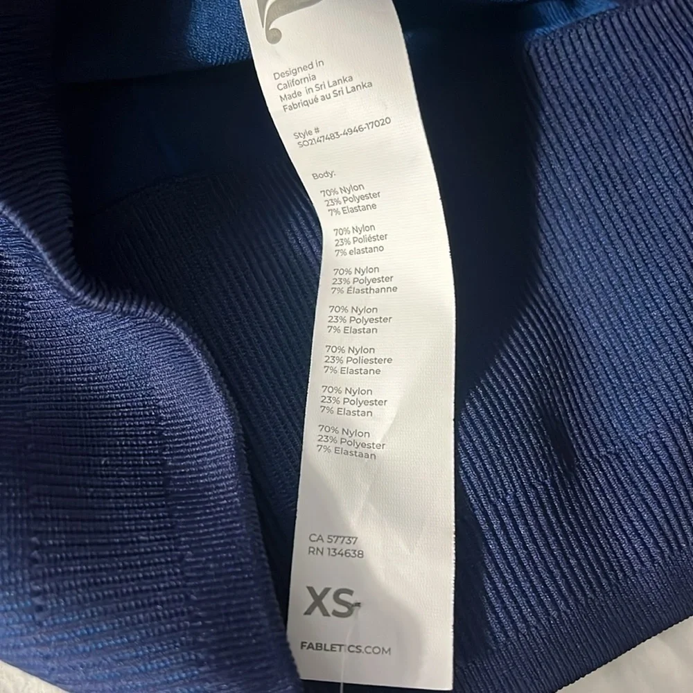 NWT $45 size XS Women's Blue High-Waisted Shorts Fabletics